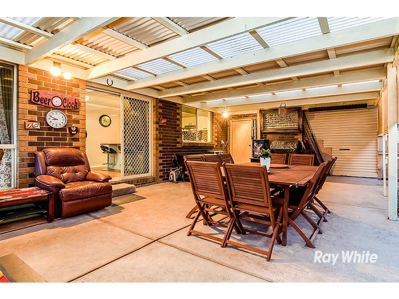 44 Stephellen Way, Cranbourne West VIC 3977