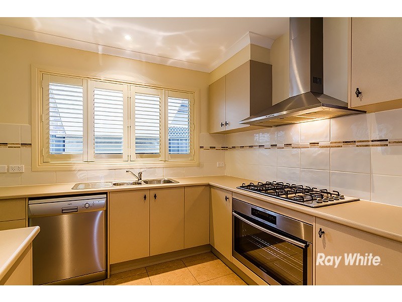 22 Tawleed Grove, Clyde North VIC 3978