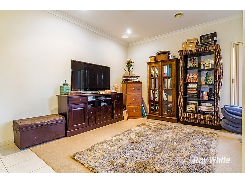 14 Gracehill Mews, Cranbourne VIC 3977