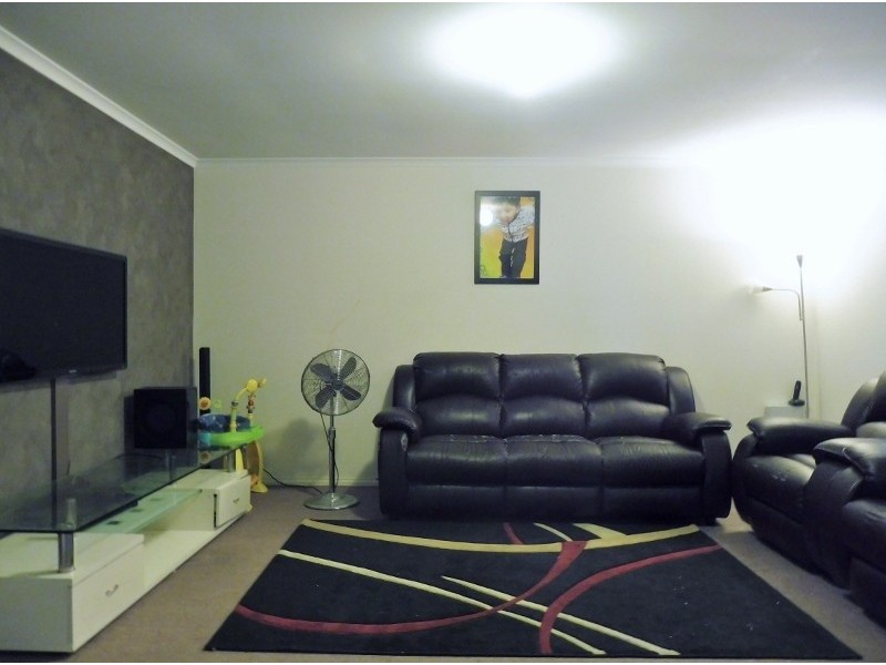 5 Fishburn Place, Cranbourne West VIC 3977