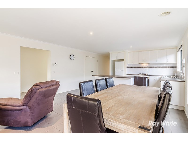 26 Everlasting Boulevard, Cranbourne West VIC 3977