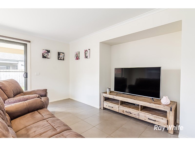 26 Everlasting Boulevard, Cranbourne West VIC 3977