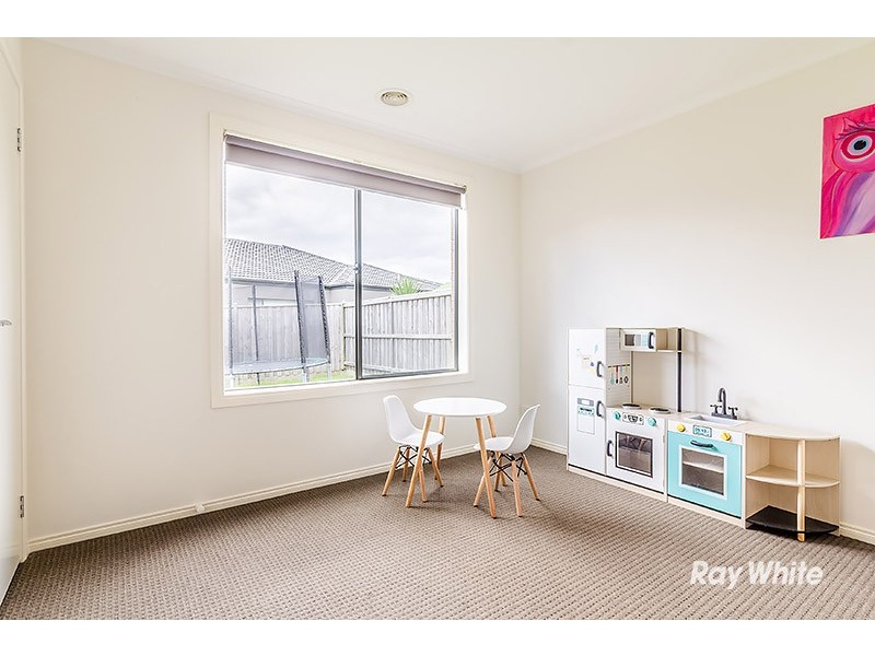 26 Everlasting Boulevard, Cranbourne West VIC 3977