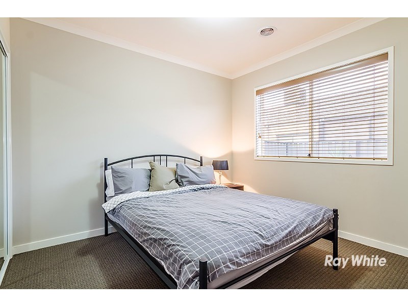 3 Gelderland Drive, Clyde North VIC 3978