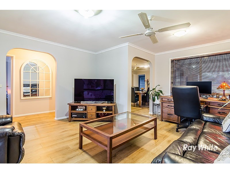 23 Marnie Drive, Cranbourne West VIC 3977