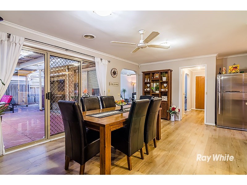 23 Marnie Drive, Cranbourne West VIC 3977