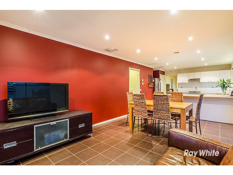 50 Bateman Grove, Hampton Park VIC 3976