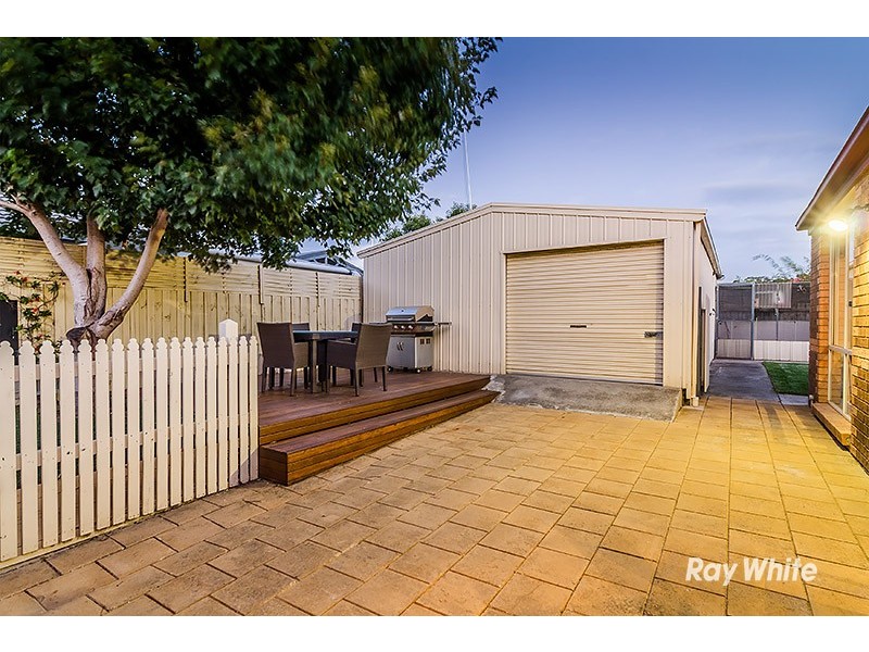 50 Bateman Grove, Hampton Park VIC 3976