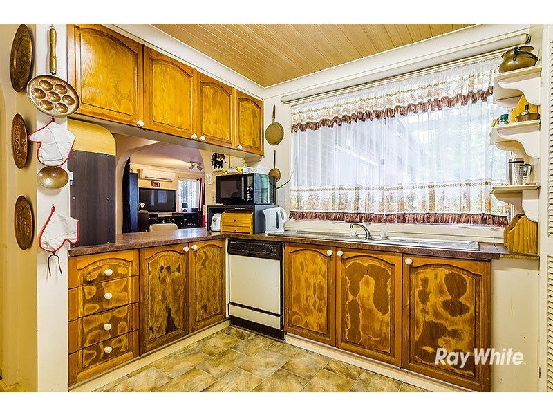 2 Ainsleigh Court, Cranbourne VIC 3977