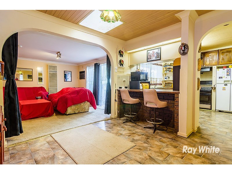 2 Ainsleigh Court, Cranbourne VIC 3977