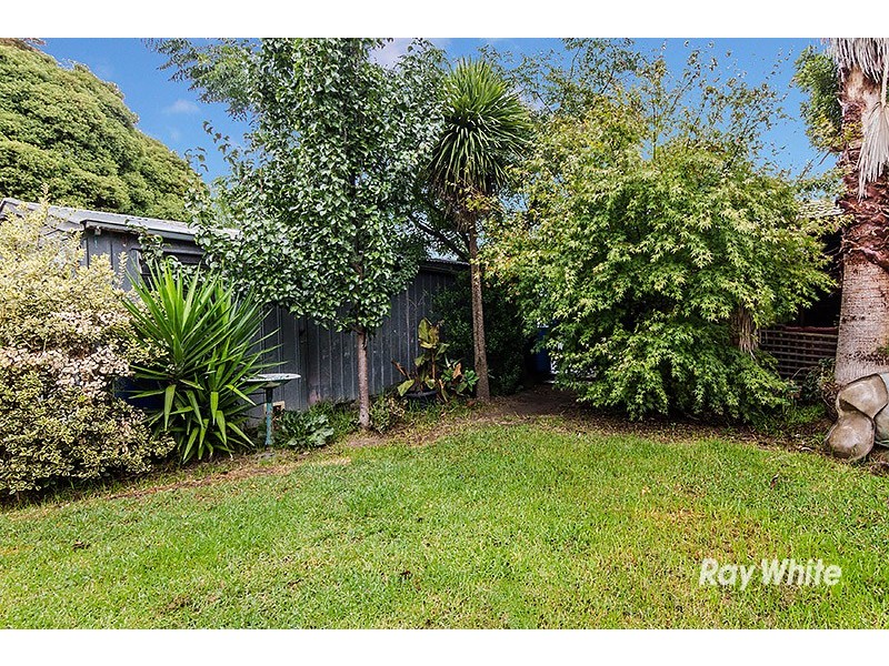 2 Ainsleigh Court, Cranbourne VIC 3977