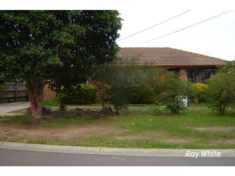 4 Tongola Court, Cranbourne VIC 3977