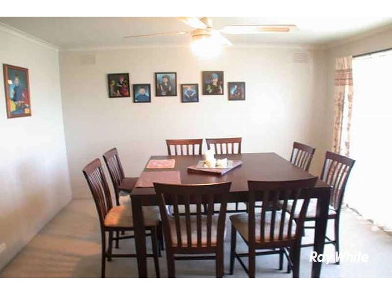 4 Tongola Court, Cranbourne VIC 3977