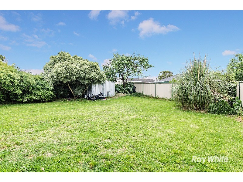 4 Tongola Court, Cranbourne VIC 3977