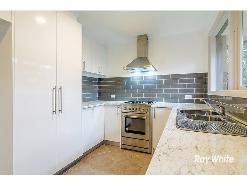 29 Jillian Street, Cranbourne VIC 3977