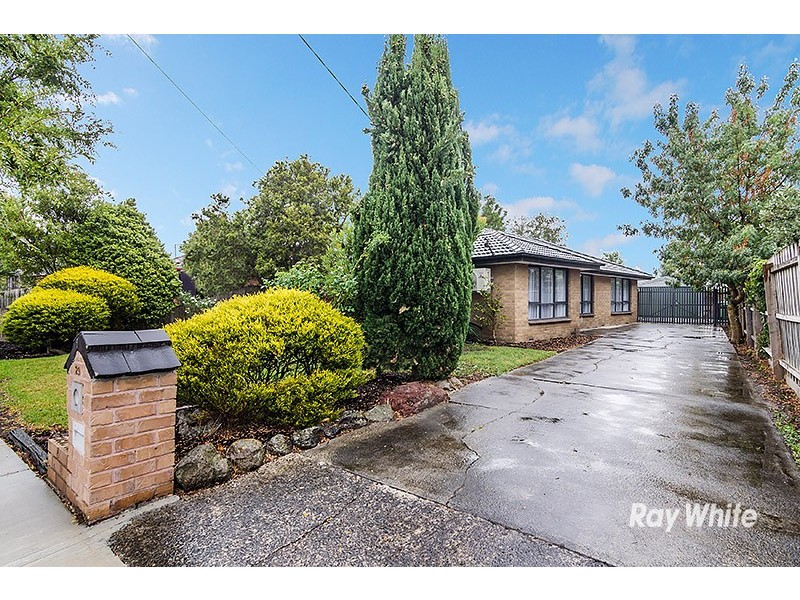 29 Jillian Street, Cranbourne VIC 3977