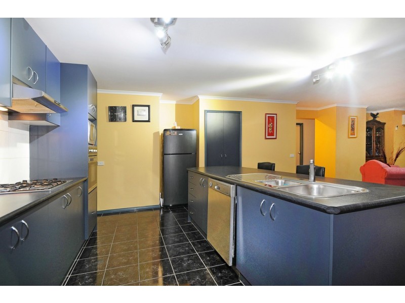 10 Red Oak Terrace, Lyndhurst VIC 3975