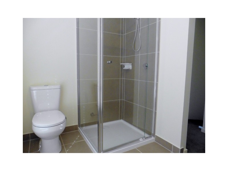 9 Hollywell Road, Clyde North VIC 3978