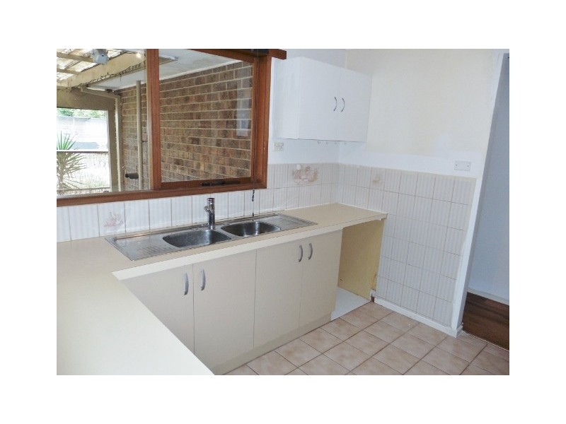 15 Jindalee Gardens, Cranbourne West VIC 3977