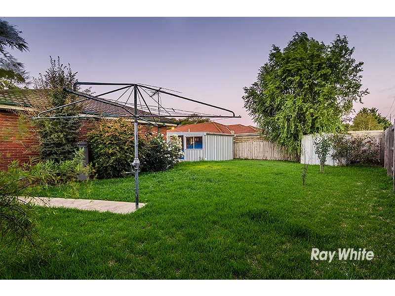 14 Elda Court, Cranbourne North VIC 3977