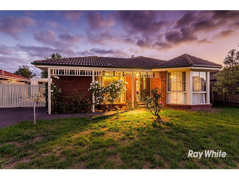 14 Elda Court, Cranbourne North VIC 3977