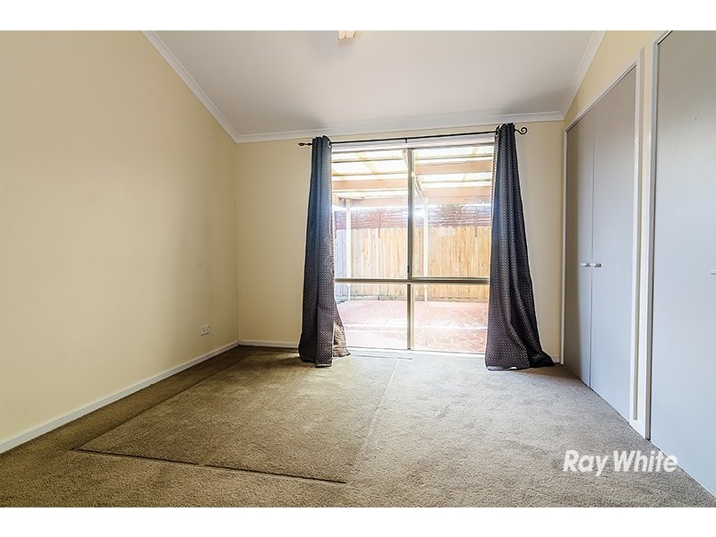 13 Jacinta Drive, Cranbourne West VIC 3977