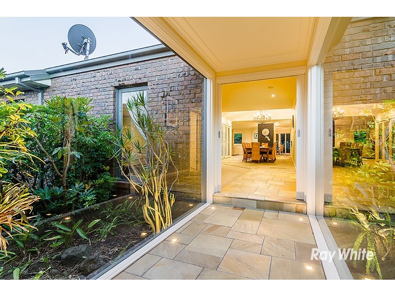 2 Oakridge Close, Lysterfield South VIC 3156