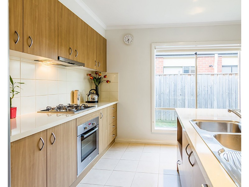 32 Silverwattle Drive, Lyndhurst VIC 3975