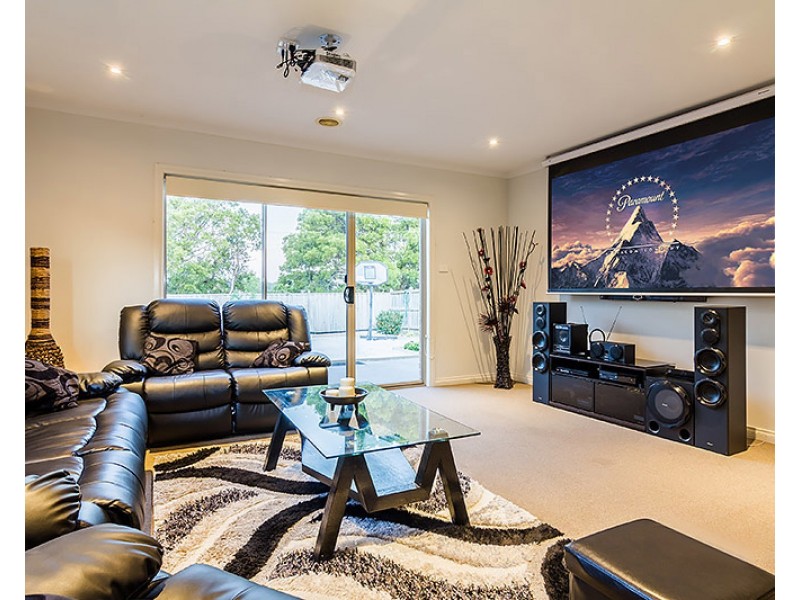 32 Silverwattle Drive, Lyndhurst VIC 3975