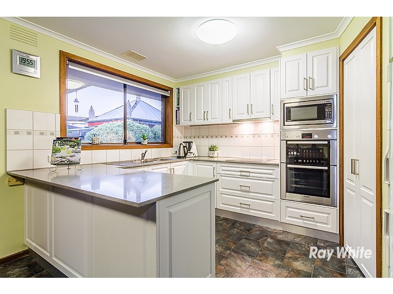 7 Rimfire Crescent, Cranbourne VIC 3977