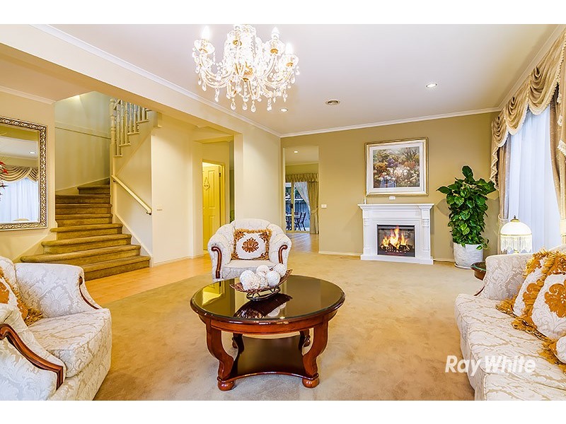 6 Waterbush Crescent, Lyndhurst VIC 3975