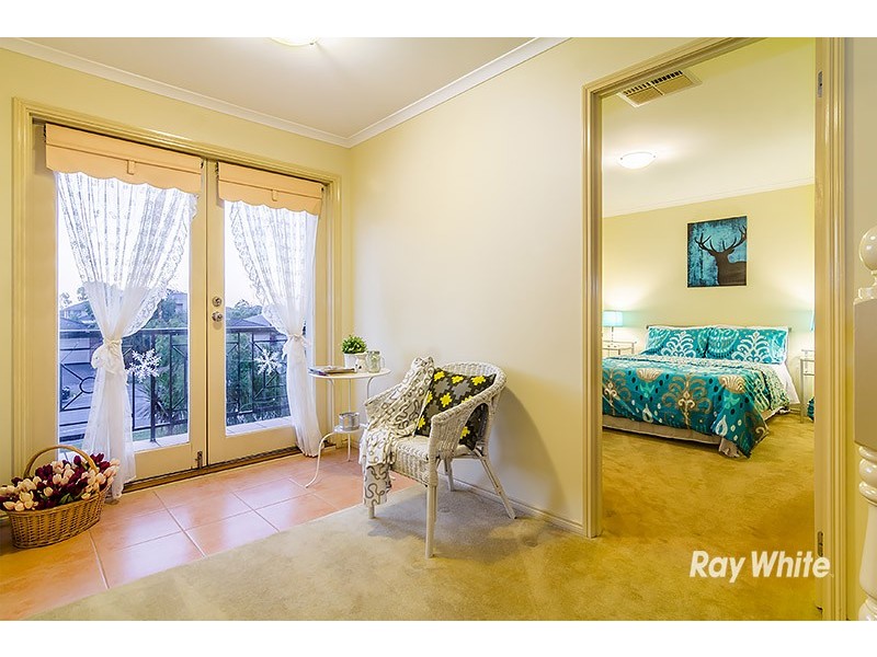 6 Waterbush Crescent, Lyndhurst VIC 3975