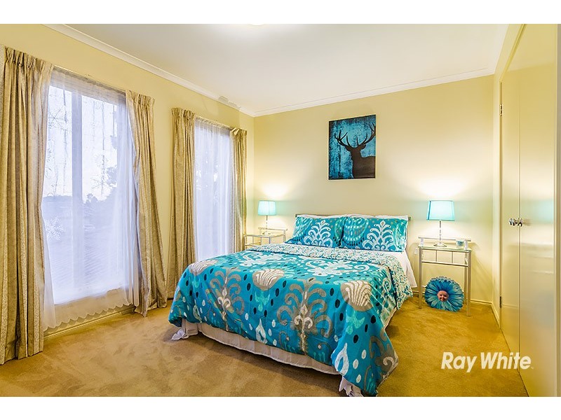 6 Waterbush Crescent, Lyndhurst VIC 3975