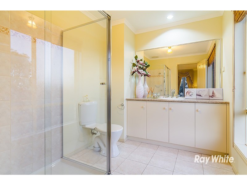 6 Waterbush Crescent, Lyndhurst VIC 3975