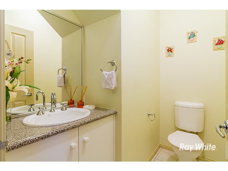 6 Waterbush Crescent, Lyndhurst VIC 3975