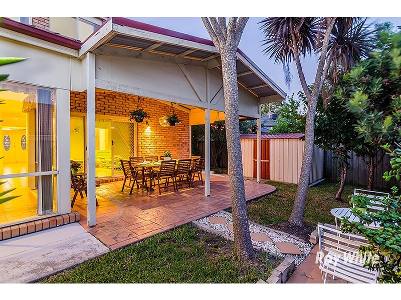 6 Waterbush Crescent, Lyndhurst VIC 3975