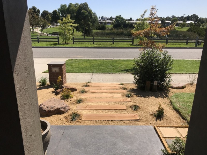 6 Pedigree Grove, Cranbourne East VIC 3977