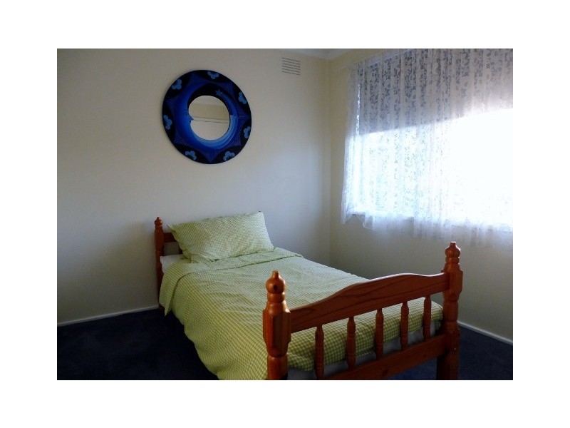 12 Anne Court, Cranbourne VIC 3977