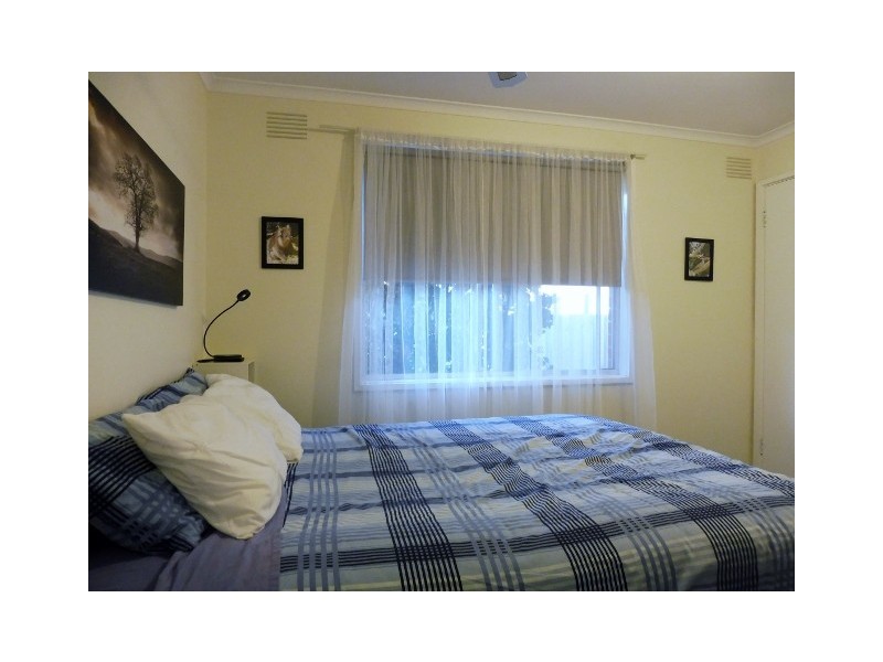 12 Anne Court, Cranbourne VIC 3977