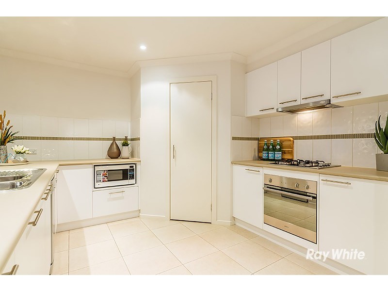 30 Merriwee Chase, Sandhurst VIC 3977