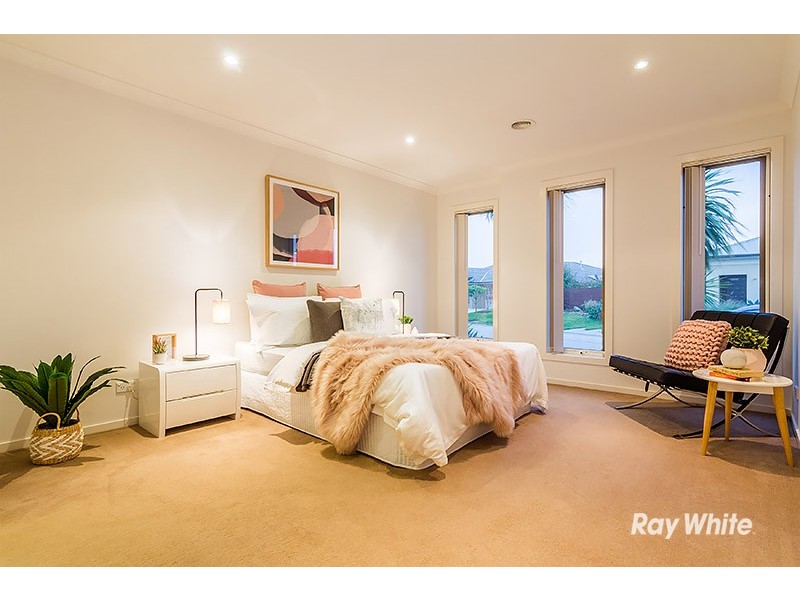 30 Merriwee Chase, Sandhurst VIC 3977