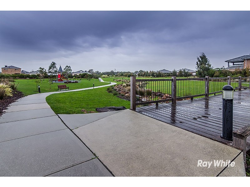 30 Merriwee Chase, Sandhurst VIC 3977