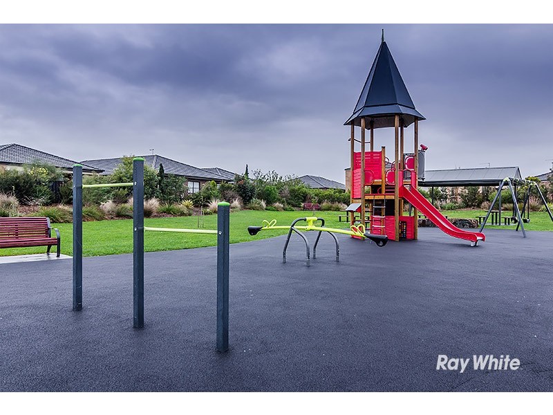 30 Merriwee Chase, Sandhurst VIC 3977