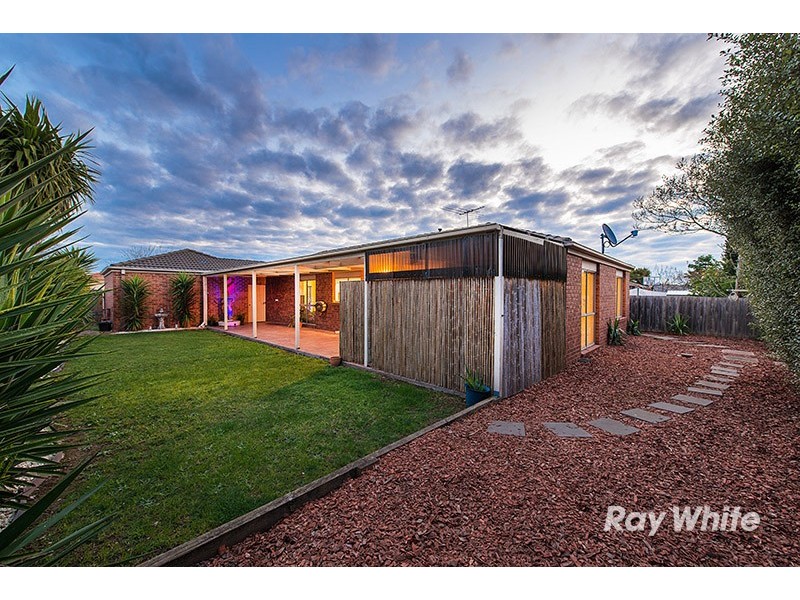 10 Gilja Court, Cranbourne West VIC 3977