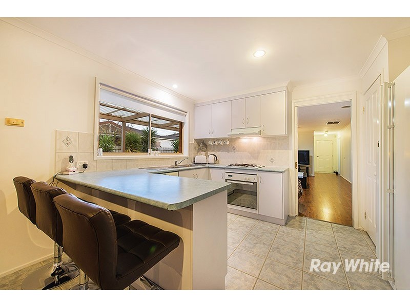 10 Gilja Court, Cranbourne West VIC 3977