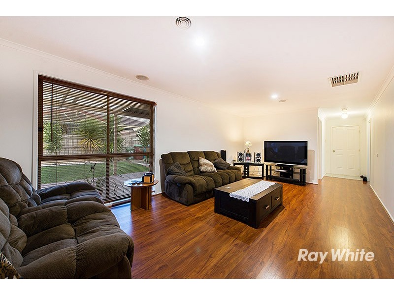 10 Gilja Court, Cranbourne West VIC 3977