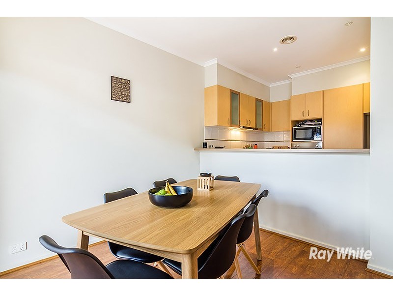 17 Boronia Avenue, Cranbourne VIC 3977