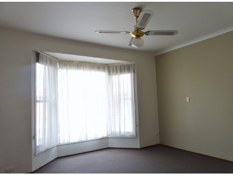 3/16 Stawell Street, Cranbourne VIC 3977