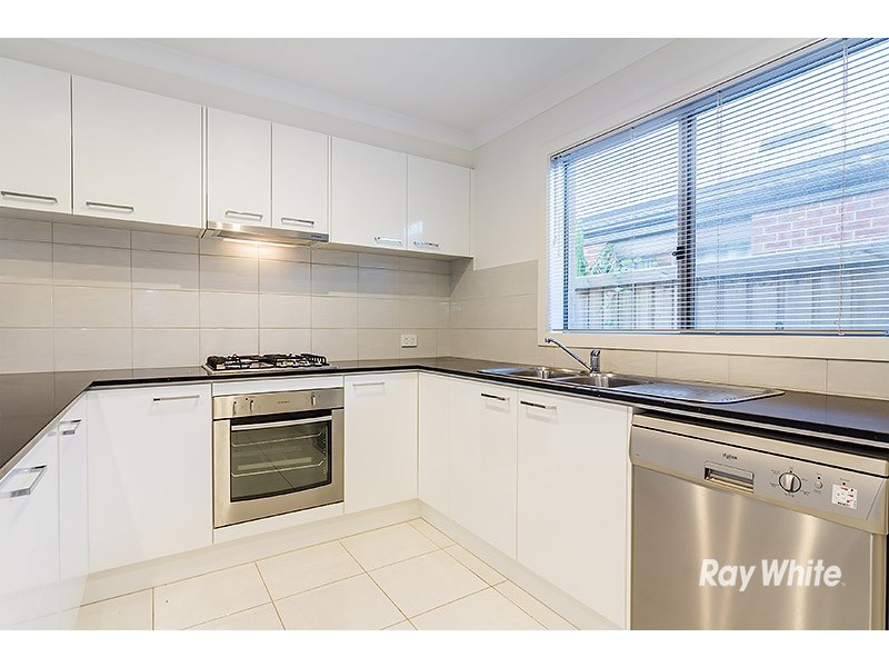 9 Queensberry Street, Cranbourne West VIC 3977