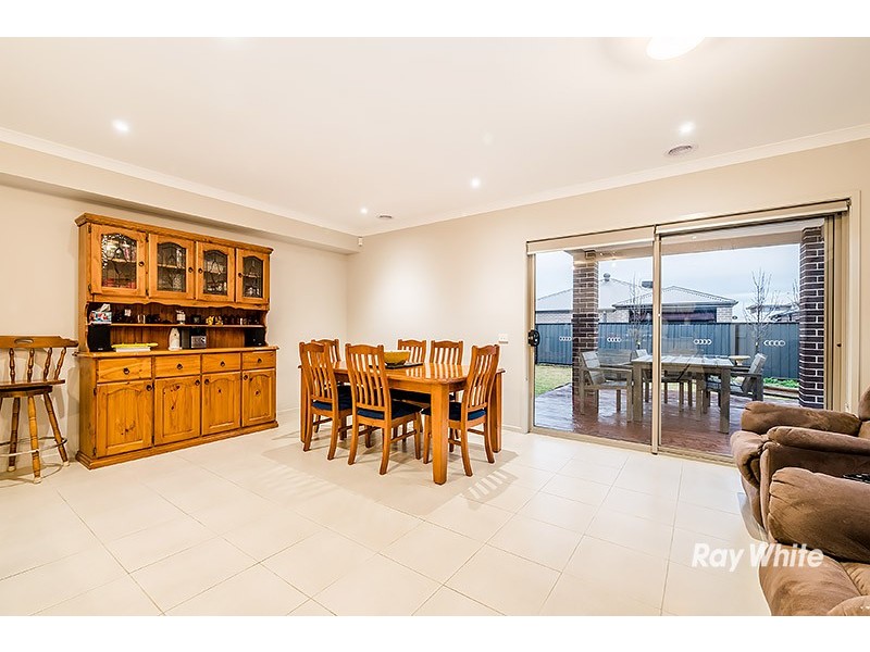 20 Dream Avenue, Clyde North VIC 3978